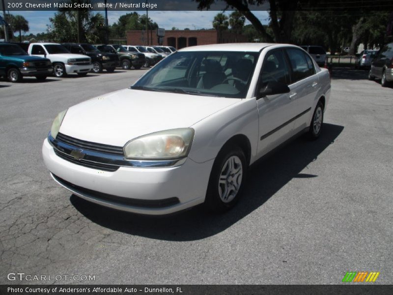 White / Neutral Beige 2005 Chevrolet Malibu Sedan