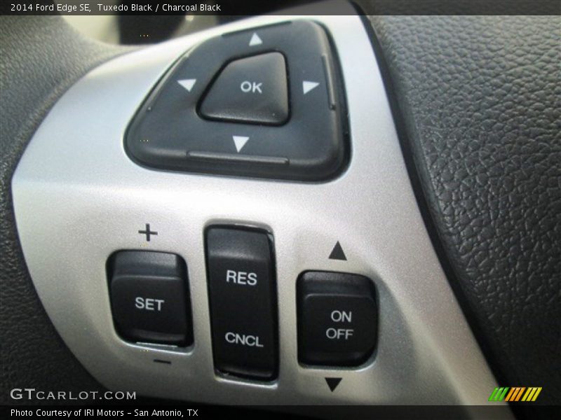 Tuxedo Black / Charcoal Black 2014 Ford Edge SE