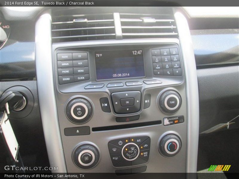 Tuxedo Black / Charcoal Black 2014 Ford Edge SE