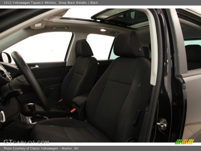 Deep Black Metallic / Black 2013 Volkswagen Tiguan S 4Motion