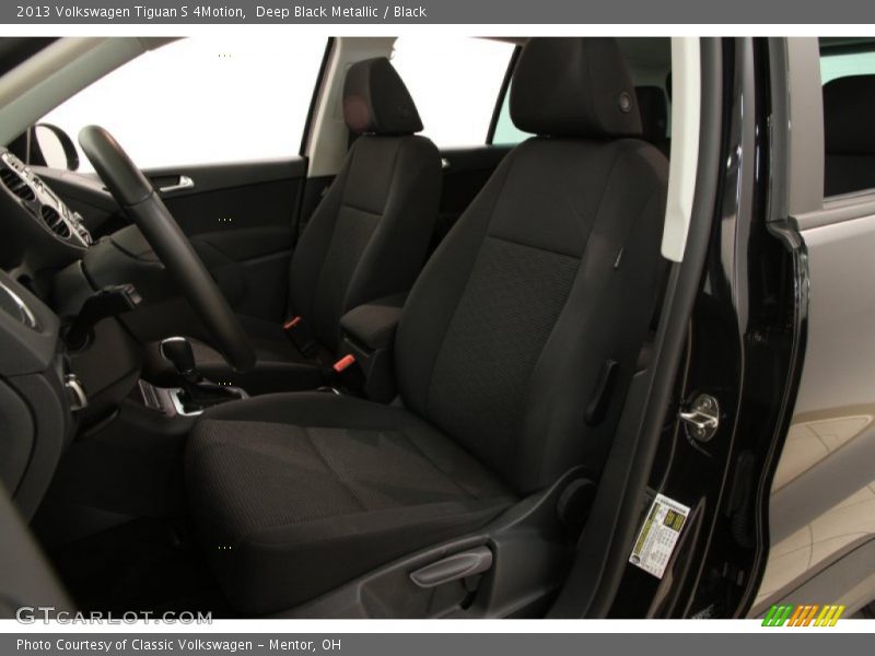 Deep Black Metallic / Black 2013 Volkswagen Tiguan S 4Motion