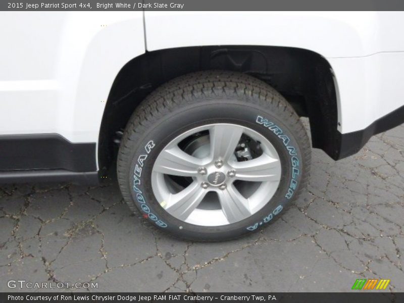 Bright White / Dark Slate Gray 2015 Jeep Patriot Sport 4x4