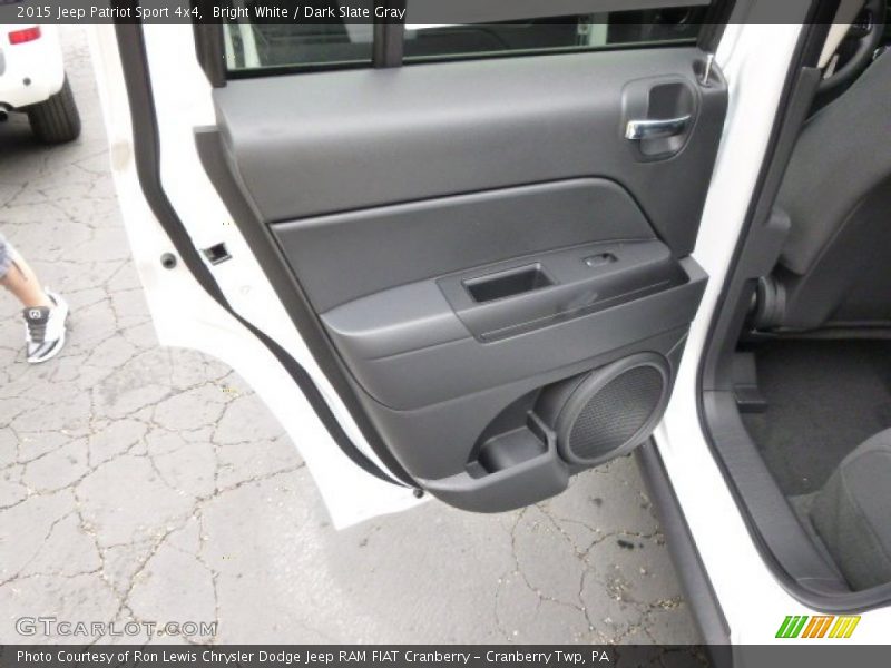Bright White / Dark Slate Gray 2015 Jeep Patriot Sport 4x4