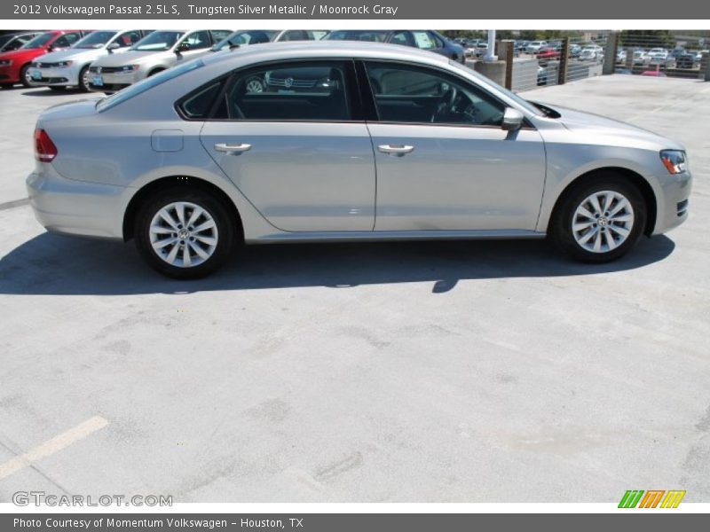 Tungsten Silver Metallic / Moonrock Gray 2012 Volkswagen Passat 2.5L S