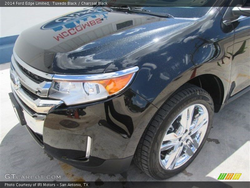 Tuxedo Black / Charcoal Black 2014 Ford Edge Limited