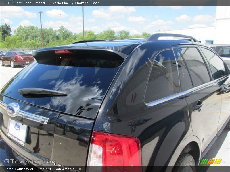 Tuxedo Black / Charcoal Black 2014 Ford Edge Limited