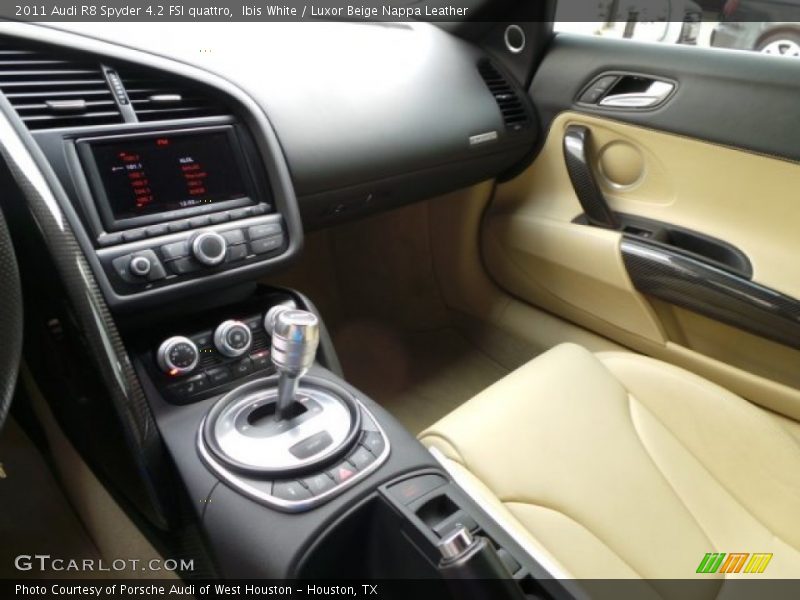 Ibis White / Luxor Beige Nappa Leather 2011 Audi R8 Spyder 4.2 FSI quattro