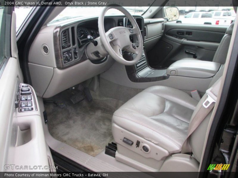 Onyx Black / Stone Gray 2004 GMC Yukon XL Denali AWD