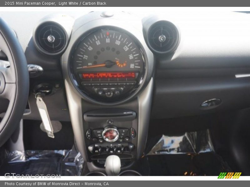 Light White / Carbon Black 2015 Mini Paceman Cooper