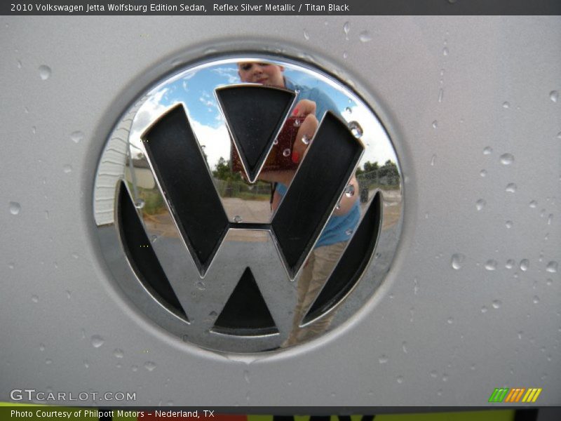 Reflex Silver Metallic / Titan Black 2010 Volkswagen Jetta Wolfsburg Edition Sedan