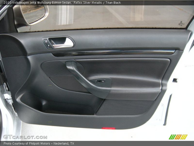 Reflex Silver Metallic / Titan Black 2010 Volkswagen Jetta Wolfsburg Edition Sedan