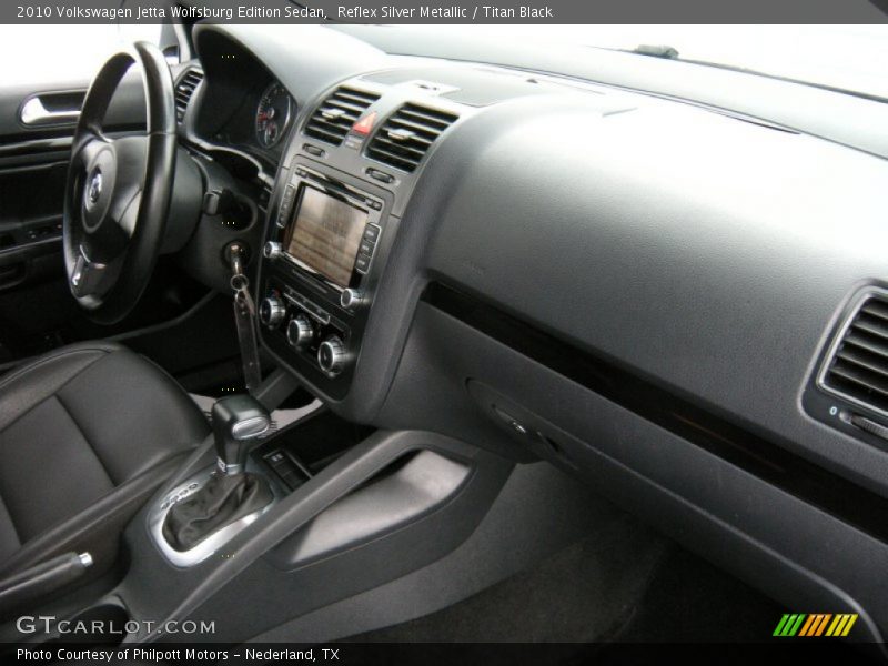 Reflex Silver Metallic / Titan Black 2010 Volkswagen Jetta Wolfsburg Edition Sedan