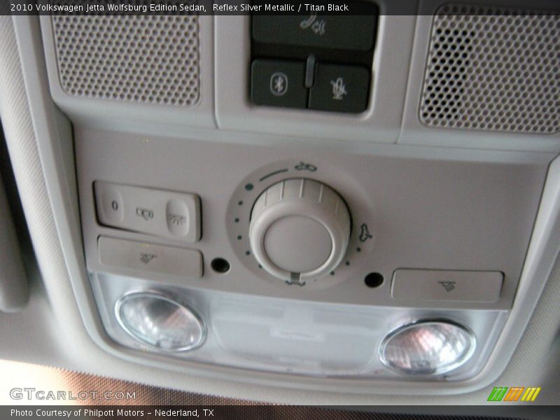 Reflex Silver Metallic / Titan Black 2010 Volkswagen Jetta Wolfsburg Edition Sedan
