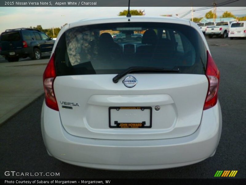 Aspen White / Charcoal 2015 Nissan Versa Note S