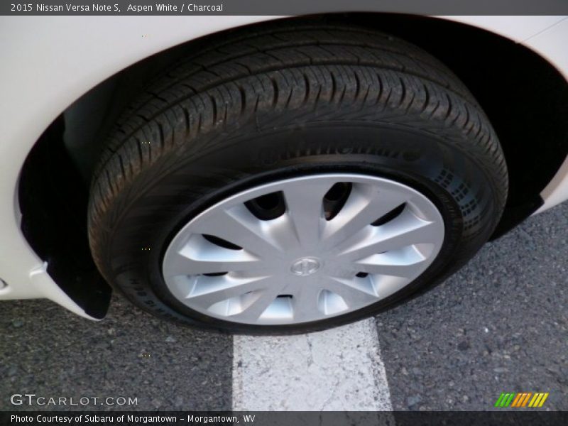 Aspen White / Charcoal 2015 Nissan Versa Note S