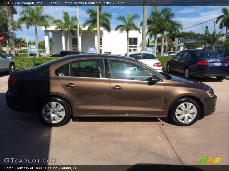 Toffee Brown Metallic / Cornsilk Beige 2013 Volkswagen Jetta SE Sedan