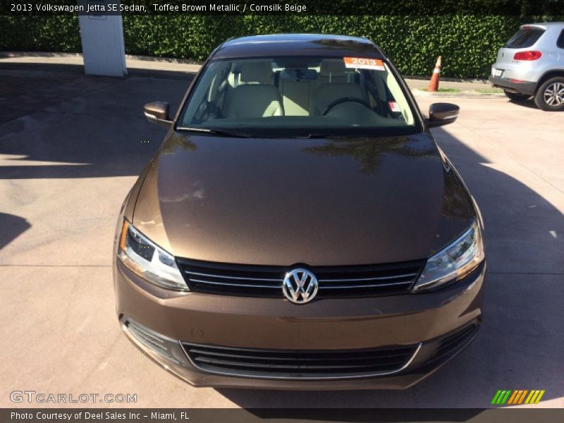 Toffee Brown Metallic / Cornsilk Beige 2013 Volkswagen Jetta SE Sedan