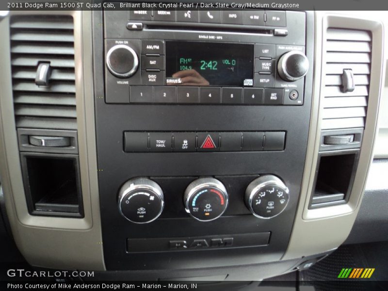 Brilliant Black Crystal Pearl / Dark Slate Gray/Medium Graystone 2011 Dodge Ram 1500 ST Quad Cab