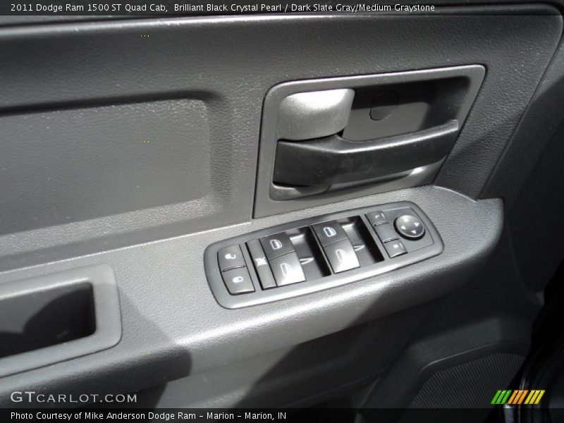 Brilliant Black Crystal Pearl / Dark Slate Gray/Medium Graystone 2011 Dodge Ram 1500 ST Quad Cab