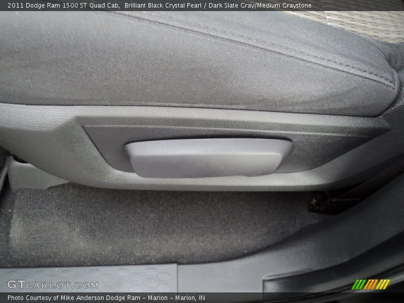 Brilliant Black Crystal Pearl / Dark Slate Gray/Medium Graystone 2011 Dodge Ram 1500 ST Quad Cab