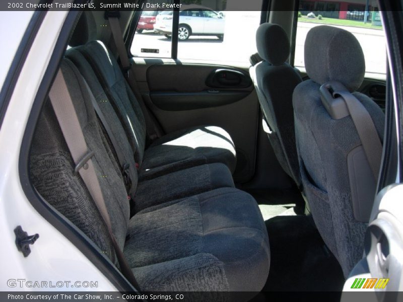 Summit White / Dark Pewter 2002 Chevrolet TrailBlazer LS