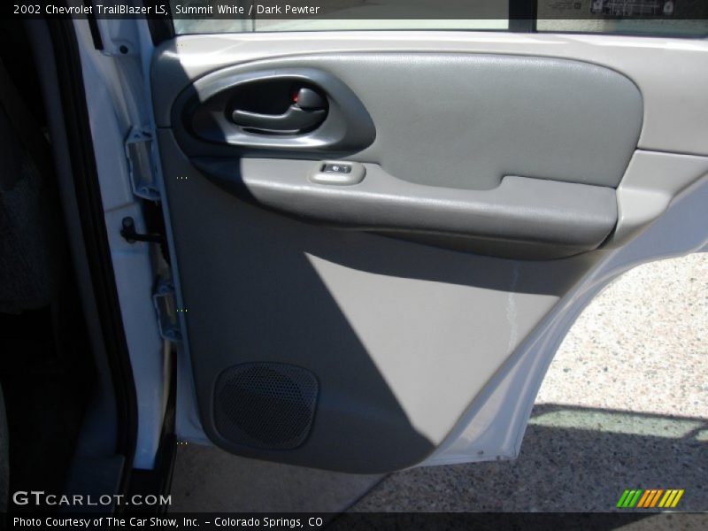 Summit White / Dark Pewter 2002 Chevrolet TrailBlazer LS