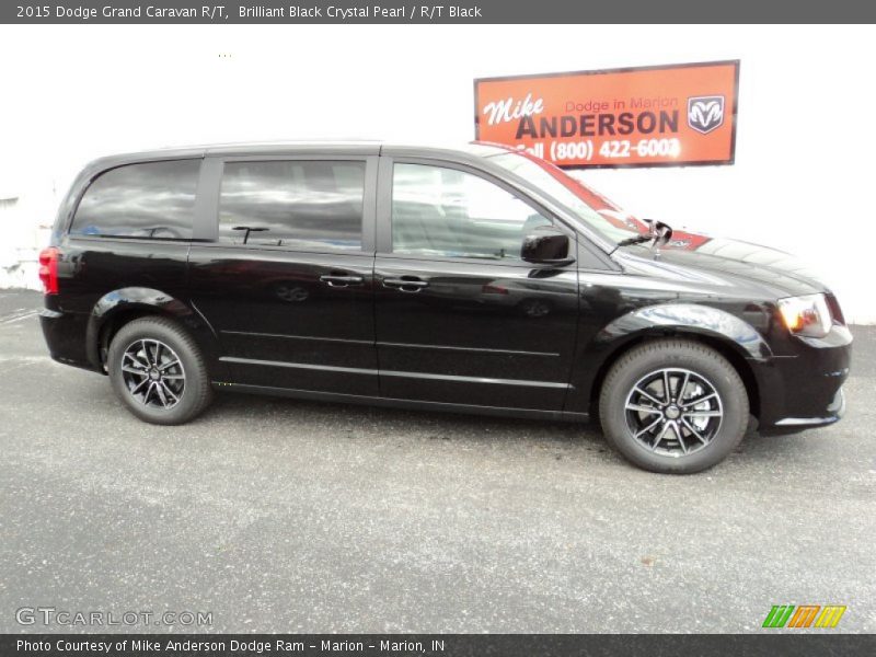 Brilliant Black Crystal Pearl / R/T Black 2015 Dodge Grand Caravan R/T