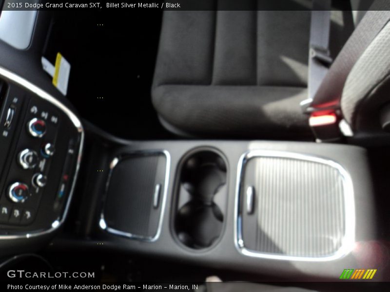 Billet Silver Metallic / Black 2015 Dodge Grand Caravan SXT