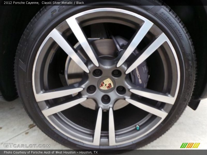 Classic Silver Metallic / Black 2012 Porsche Cayenne