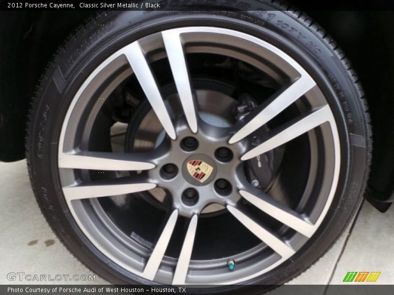 Classic Silver Metallic / Black 2012 Porsche Cayenne
