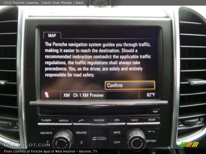 Classic Silver Metallic / Black 2012 Porsche Cayenne