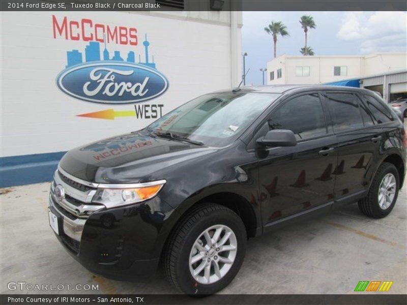 Tuxedo Black / Charcoal Black 2014 Ford Edge SE