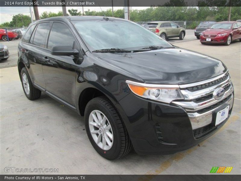 Tuxedo Black / Charcoal Black 2014 Ford Edge SE
