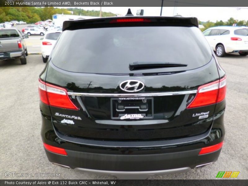 Becketts Black / Black 2013 Hyundai Santa Fe Limited AWD
