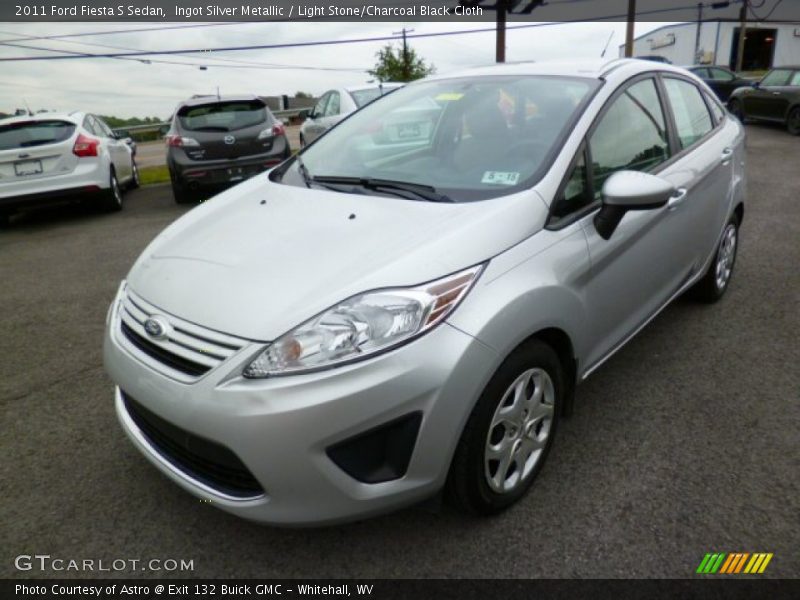 Ingot Silver Metallic / Light Stone/Charcoal Black Cloth 2011 Ford Fiesta S Sedan