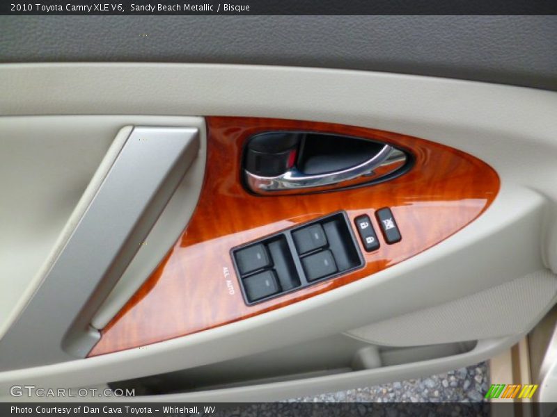 Sandy Beach Metallic / Bisque 2010 Toyota Camry XLE V6