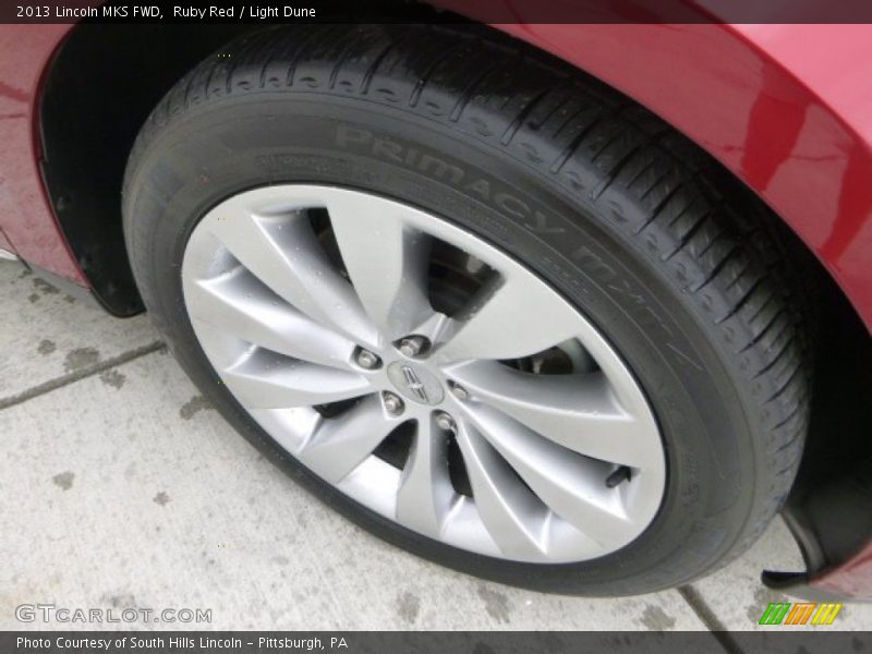 Ruby Red / Light Dune 2013 Lincoln MKS FWD