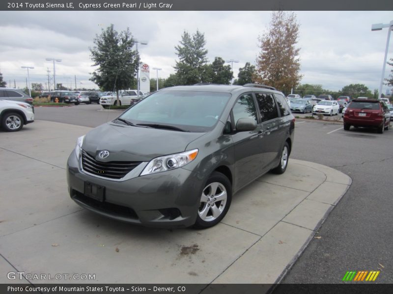 Cypress Green Pearl / Light Gray 2014 Toyota Sienna LE