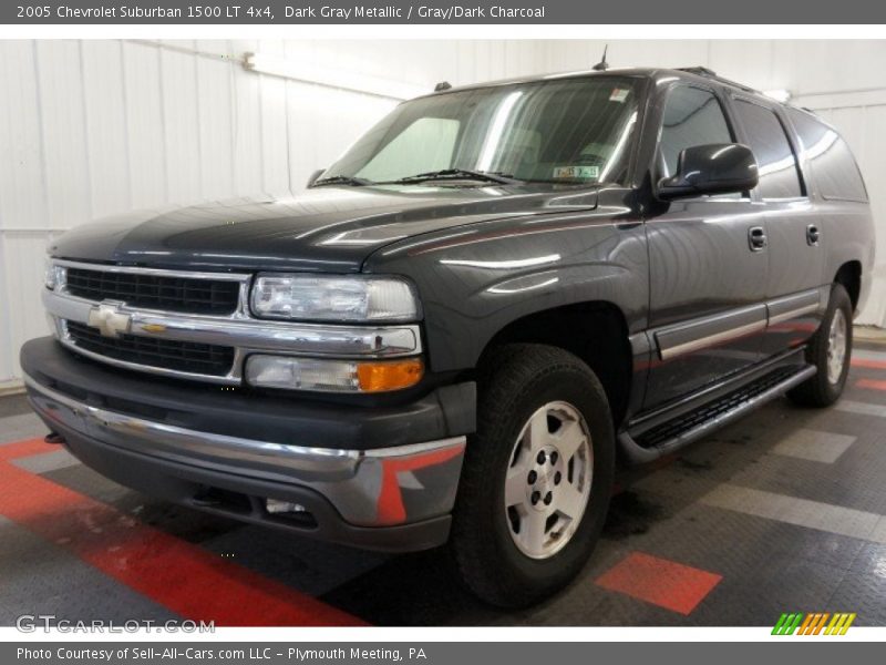 Dark Gray Metallic / Gray/Dark Charcoal 2005 Chevrolet Suburban 1500 LT 4x4