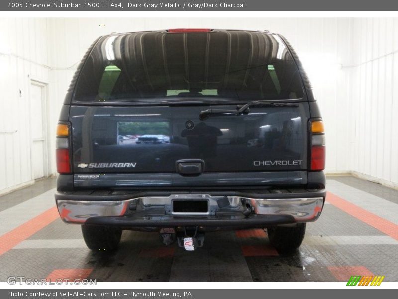 Dark Gray Metallic / Gray/Dark Charcoal 2005 Chevrolet Suburban 1500 LT 4x4