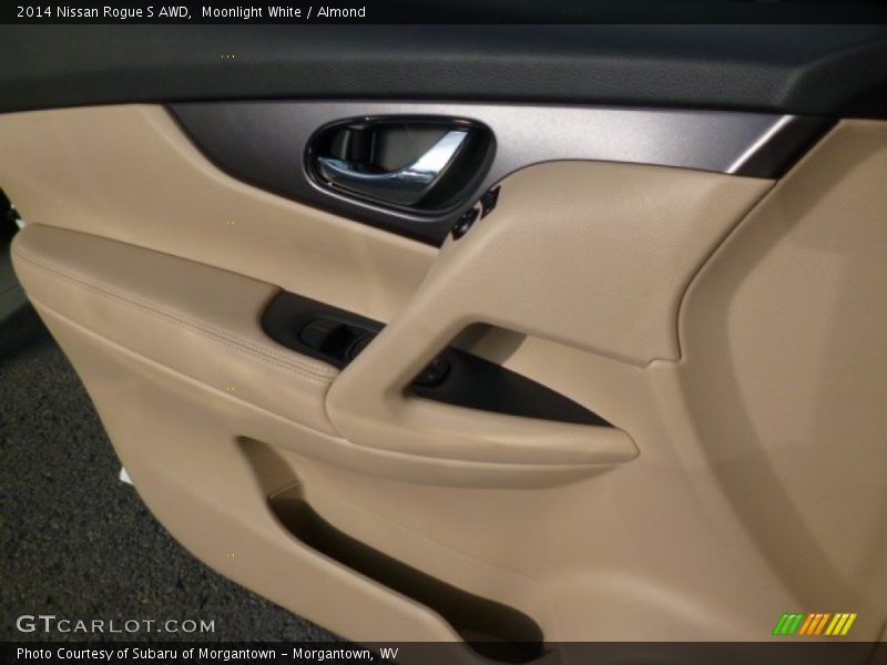 Moonlight White / Almond 2014 Nissan Rogue S AWD