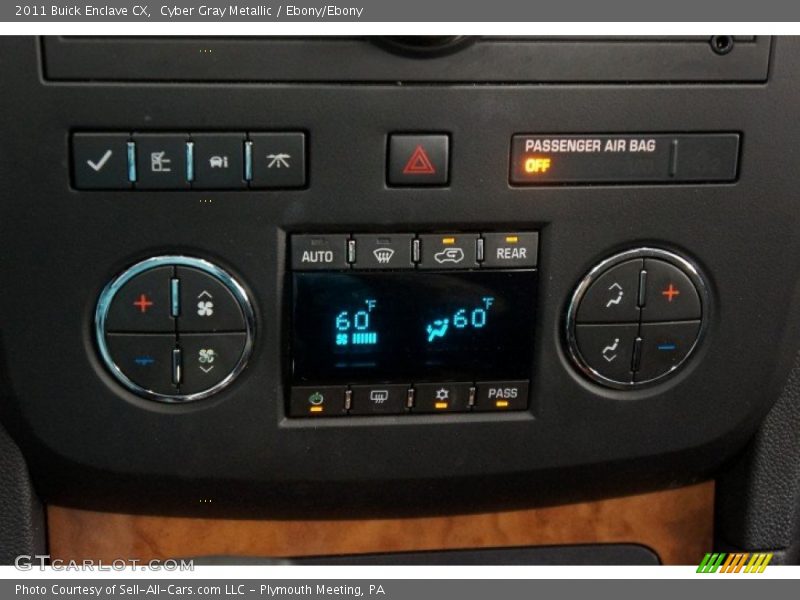 Cyber Gray Metallic / Ebony/Ebony 2011 Buick Enclave CX