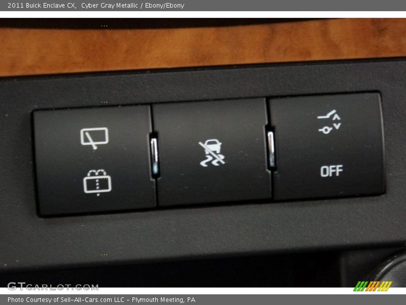 Cyber Gray Metallic / Ebony/Ebony 2011 Buick Enclave CX