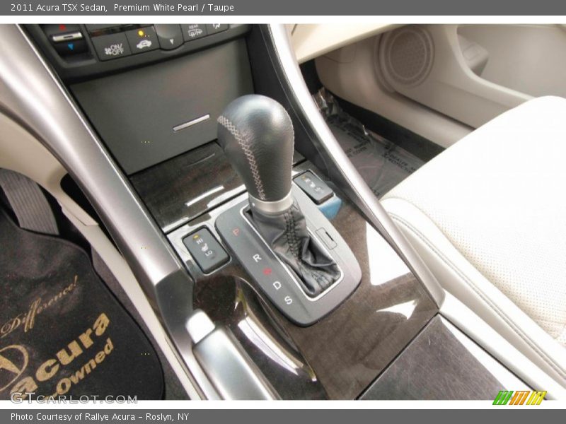 Premium White Pearl / Taupe 2011 Acura TSX Sedan