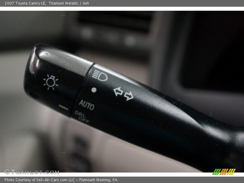 Titanium Metallic / Ash 2007 Toyota Camry LE