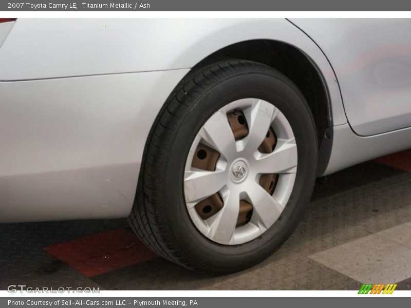 Titanium Metallic / Ash 2007 Toyota Camry LE