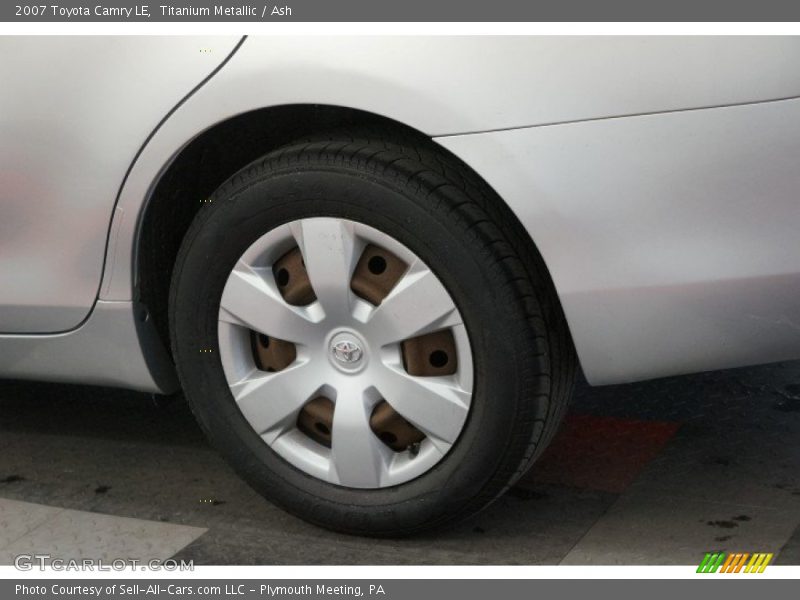 Titanium Metallic / Ash 2007 Toyota Camry LE