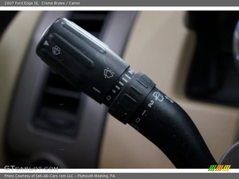 Creme Brulee / Camel 2007 Ford Edge SE