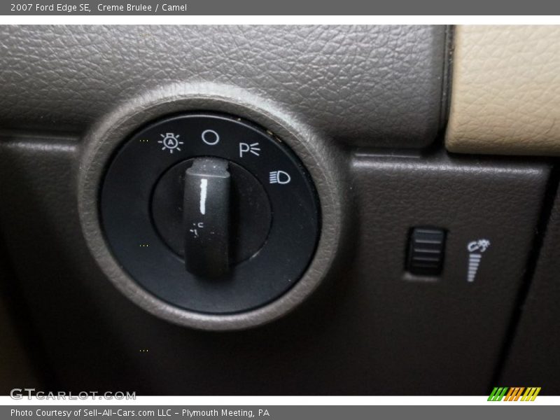 Creme Brulee / Camel 2007 Ford Edge SE