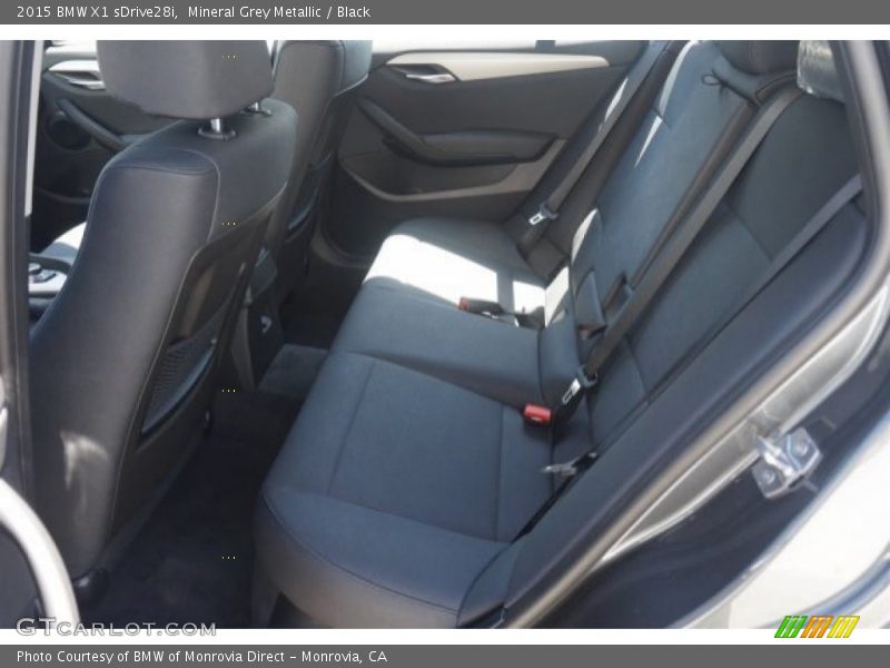 Mineral Grey Metallic / Black 2015 BMW X1 sDrive28i